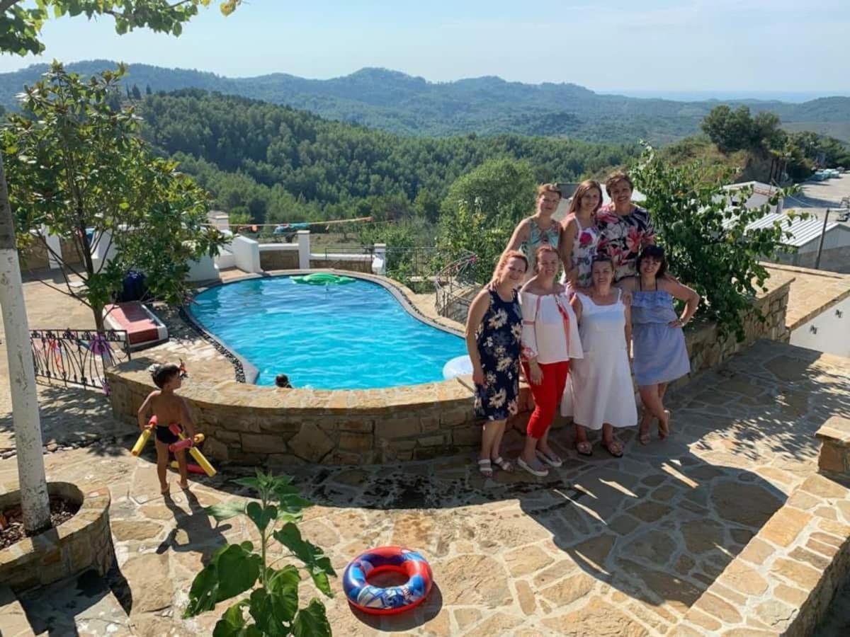 Turisalba Otel Ishem Dış mekan fotoğraf