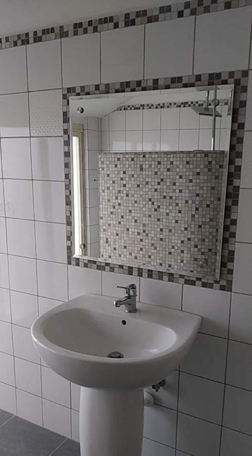 Turisalba Otel Ishem Dış mekan fotoğraf